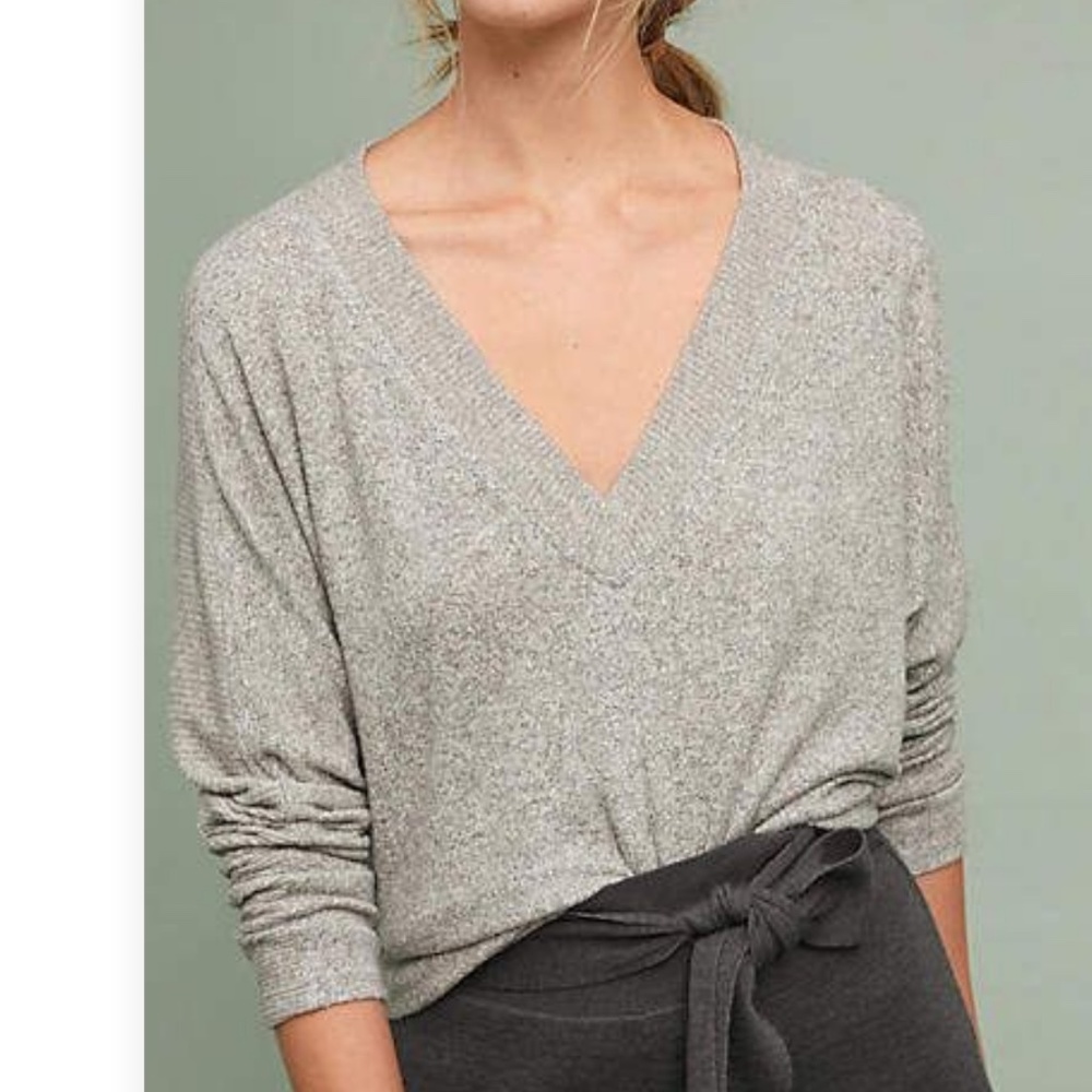 EUC Brushed Fleece V-Neck Pullover size small